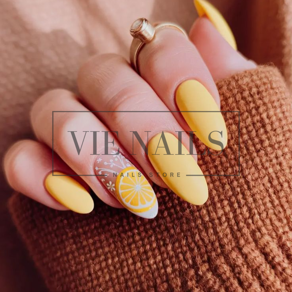 Short oval summer nails by occasion guide